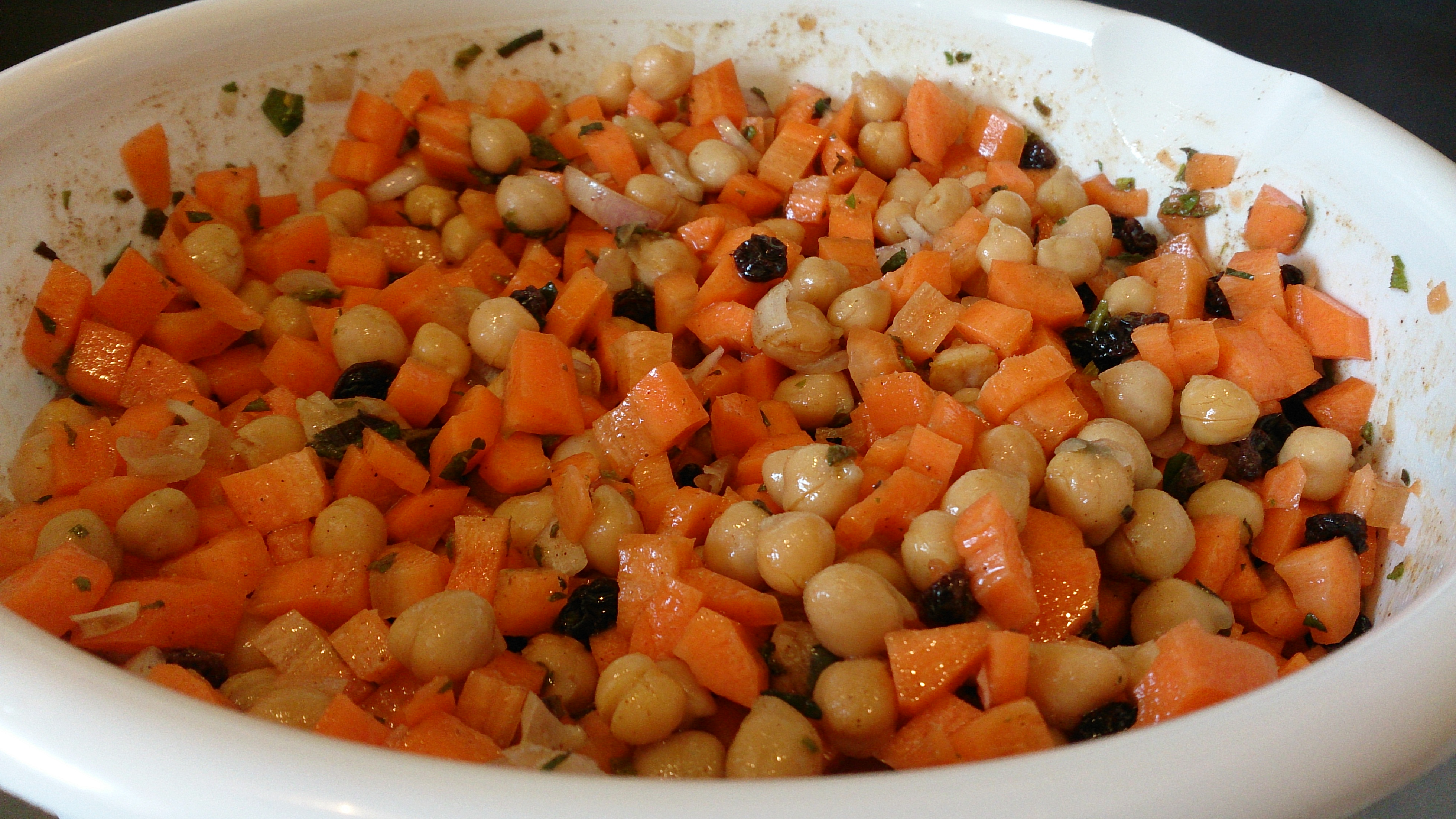 Moroccan Carrot and Chickpea Salad