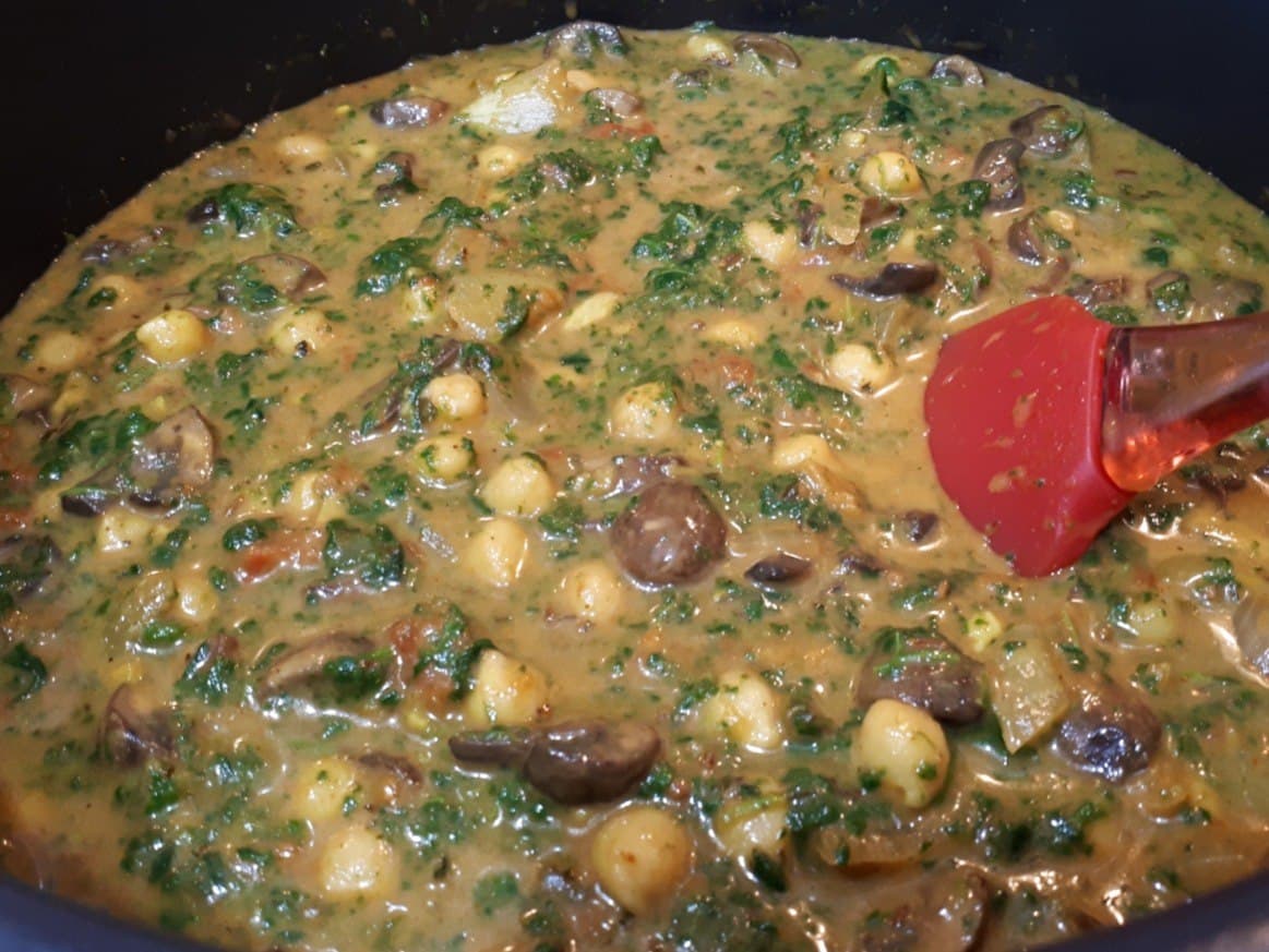 Mushroom Curry with Spinach & Chickpeas